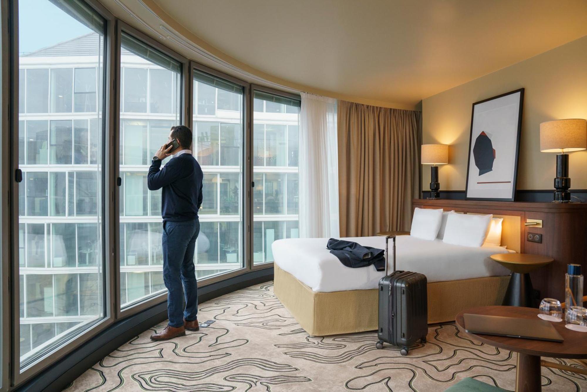Voco Paris - Porte De Clichy By Ihg Eksteriør bilde
